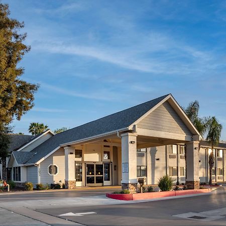 Best Western Town & Country Lodge Tulare Eksteriør bilde
