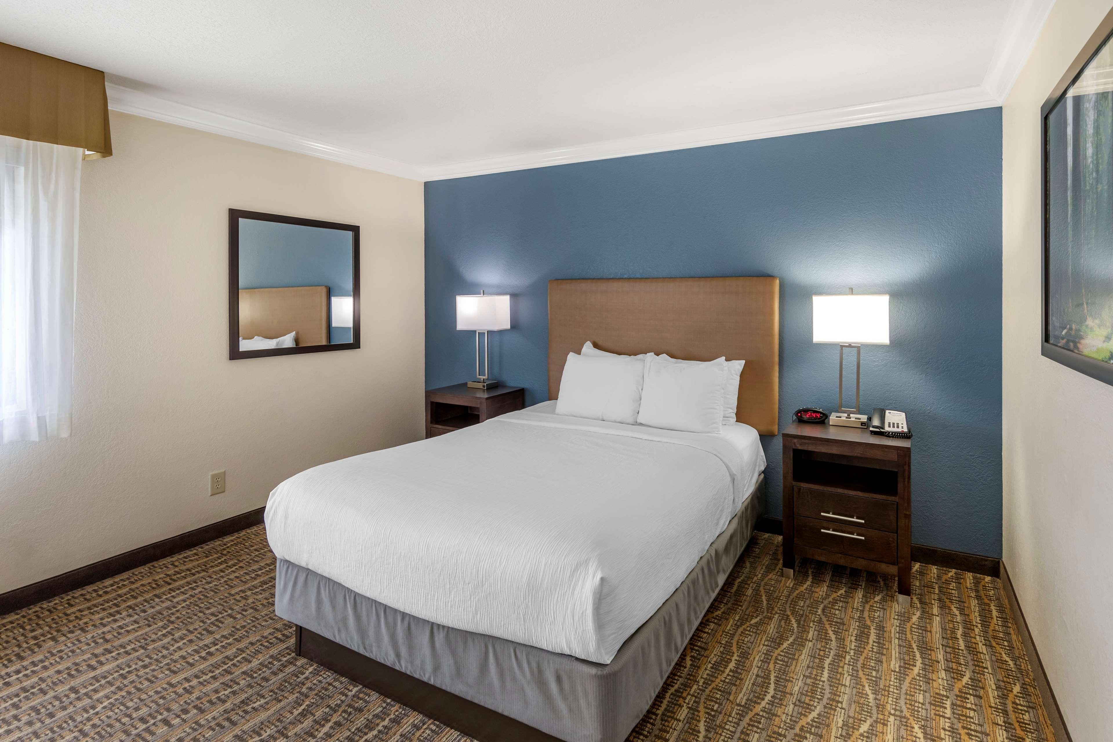 Best Western Town & Country Lodge Tulare Eksteriør bilde