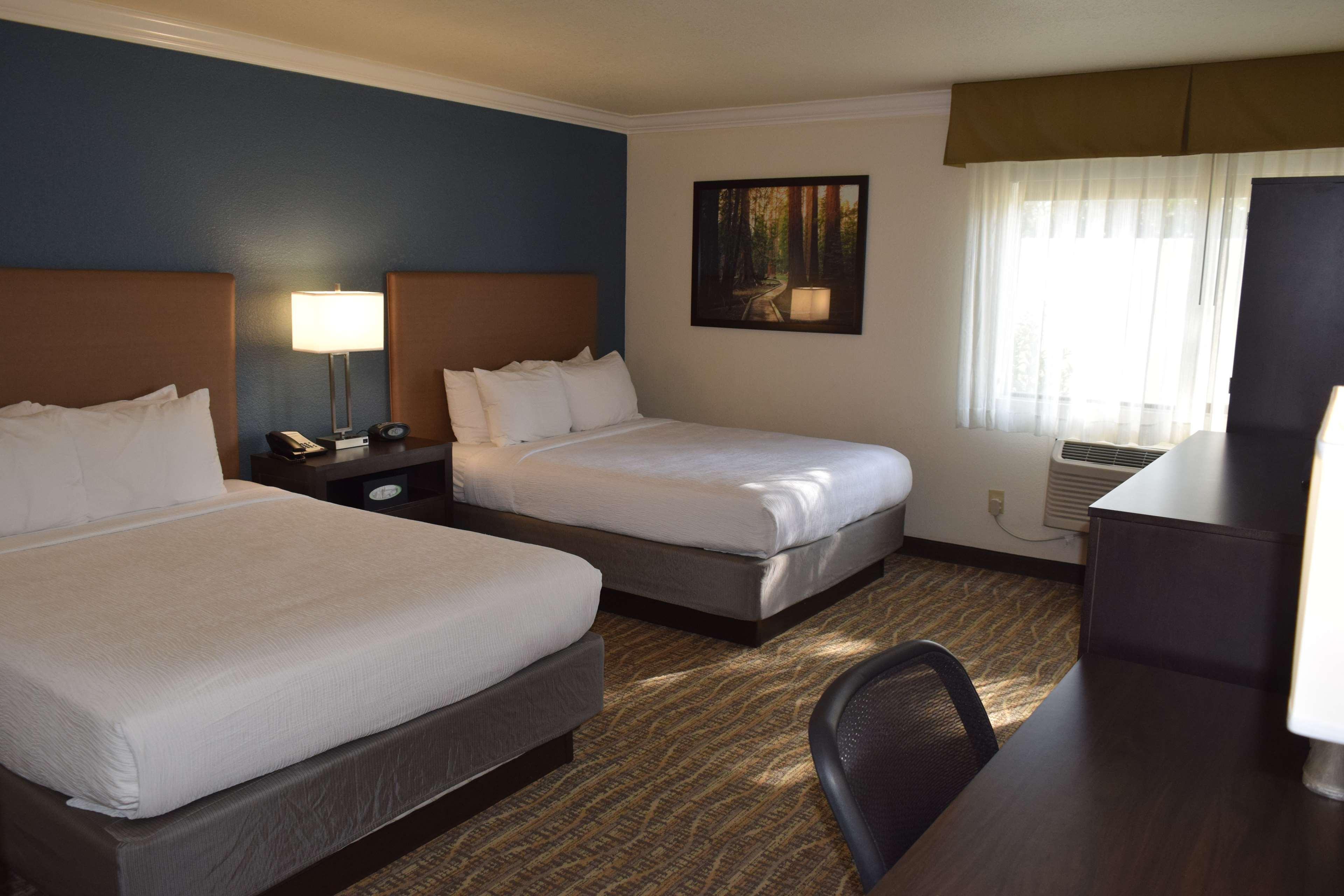 Best Western Town & Country Lodge Tulare Eksteriør bilde
