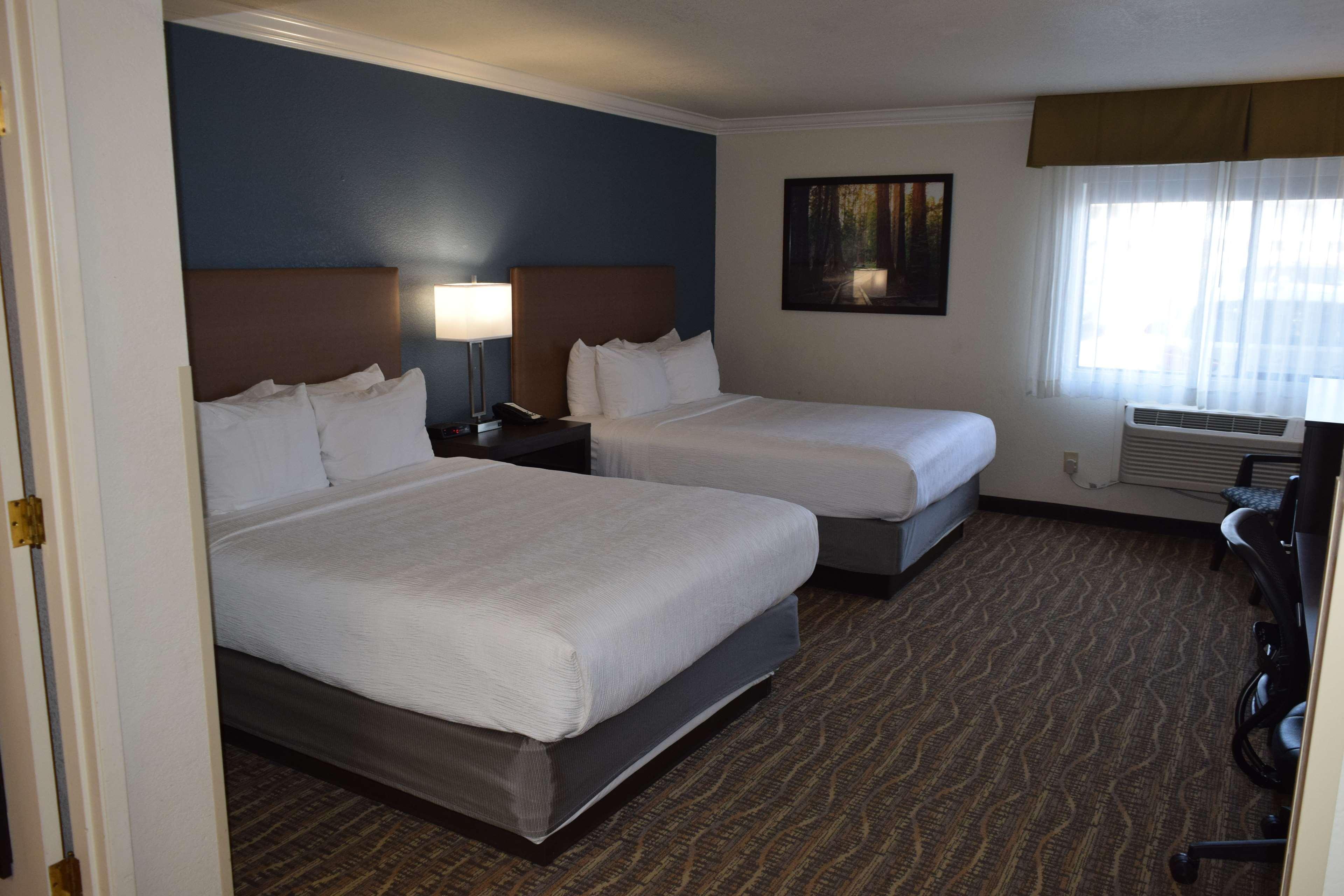 Best Western Town & Country Lodge Tulare Eksteriør bilde