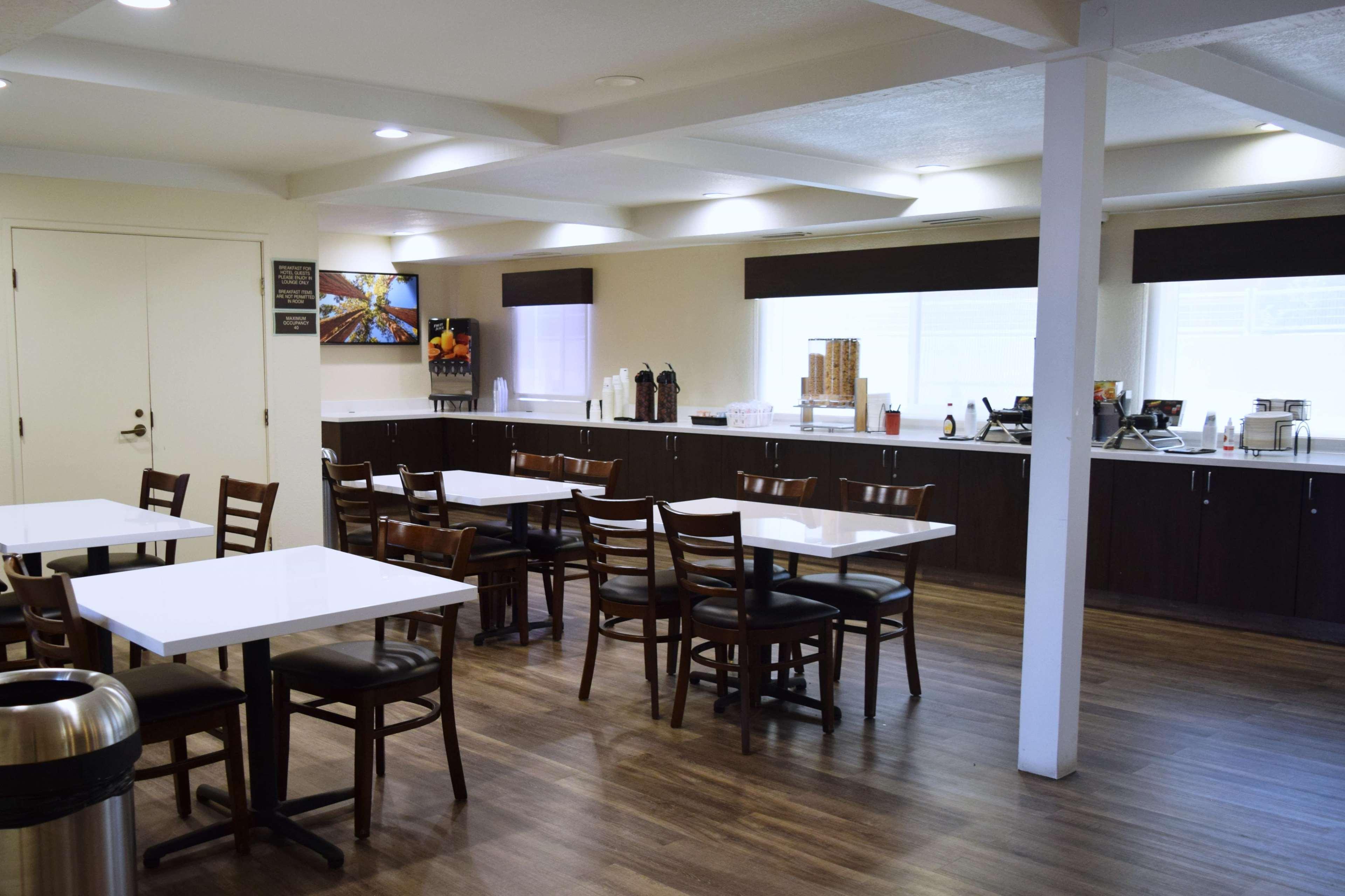 Best Western Town & Country Lodge Tulare Eksteriør bilde
