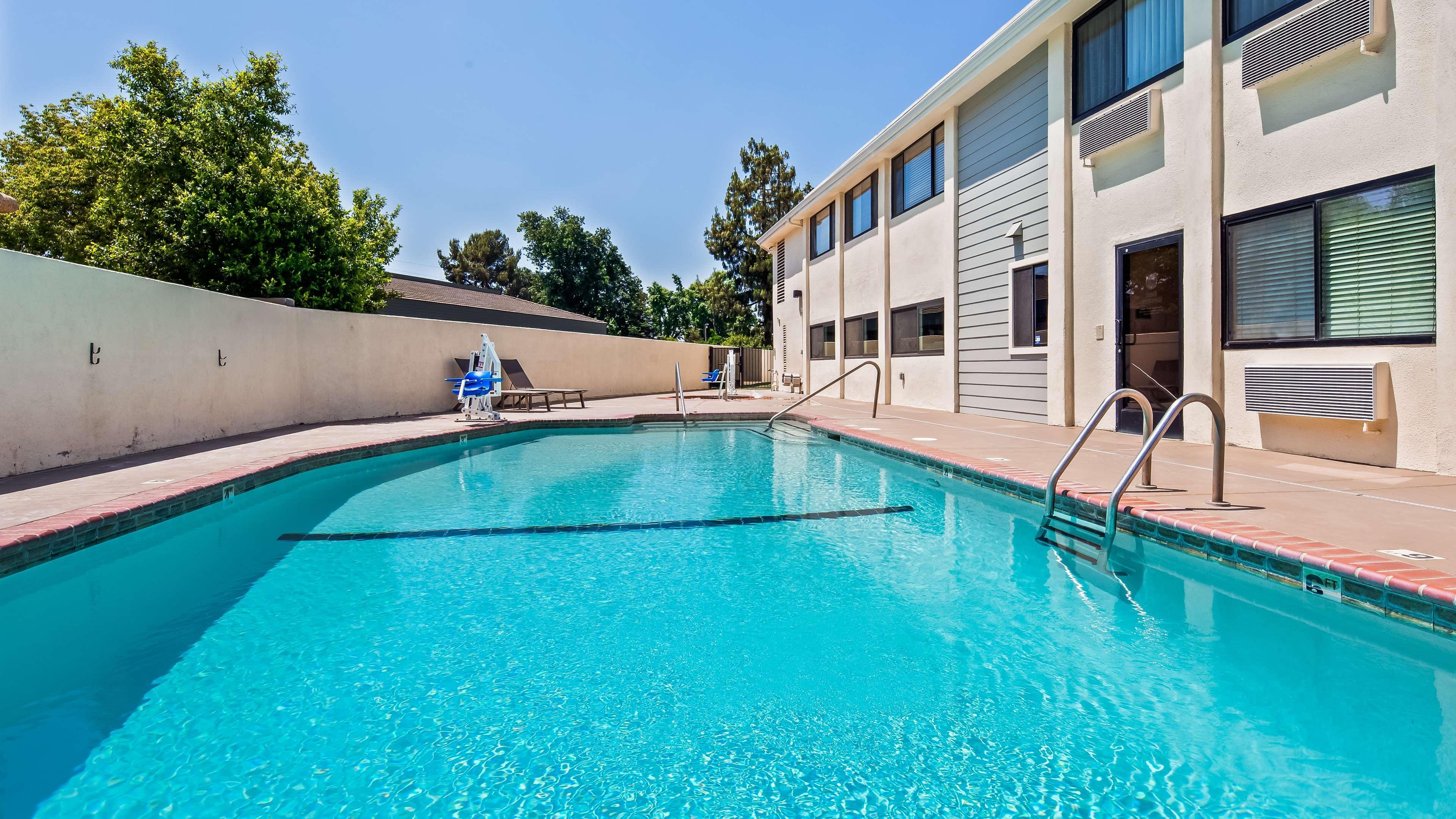 Best Western Town & Country Lodge Tulare Eksteriør bilde