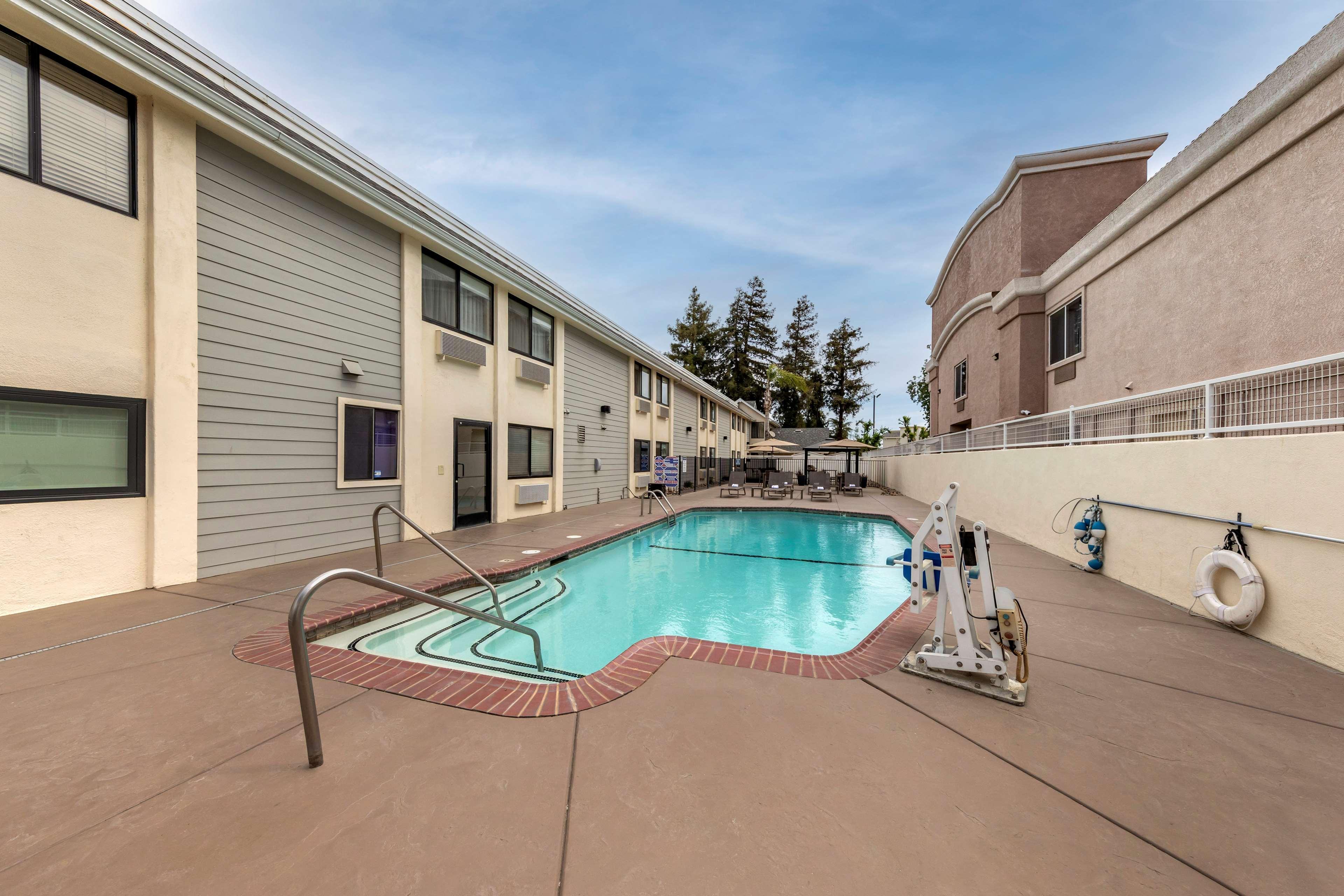 Best Western Town & Country Lodge Tulare Eksteriør bilde