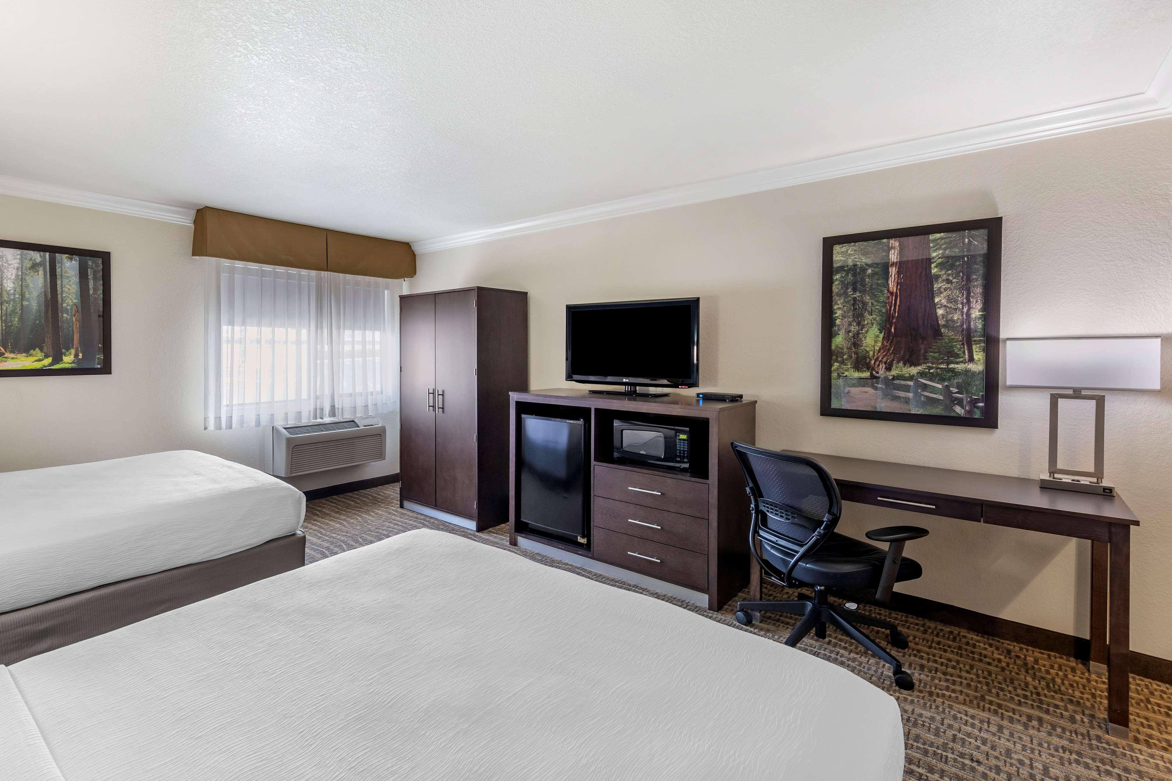 Best Western Town & Country Lodge Tulare Eksteriør bilde