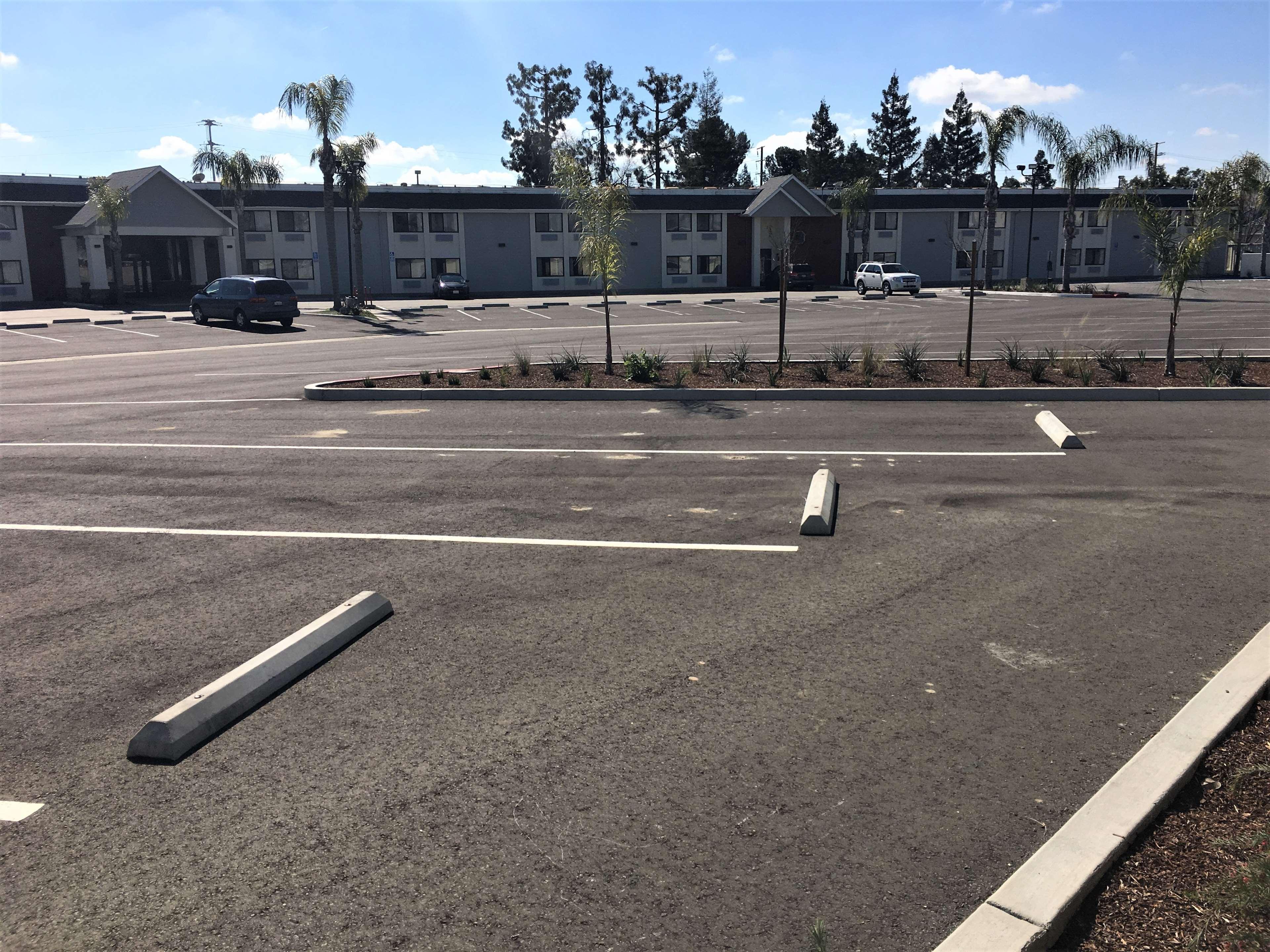 Best Western Town & Country Lodge Tulare Eksteriør bilde